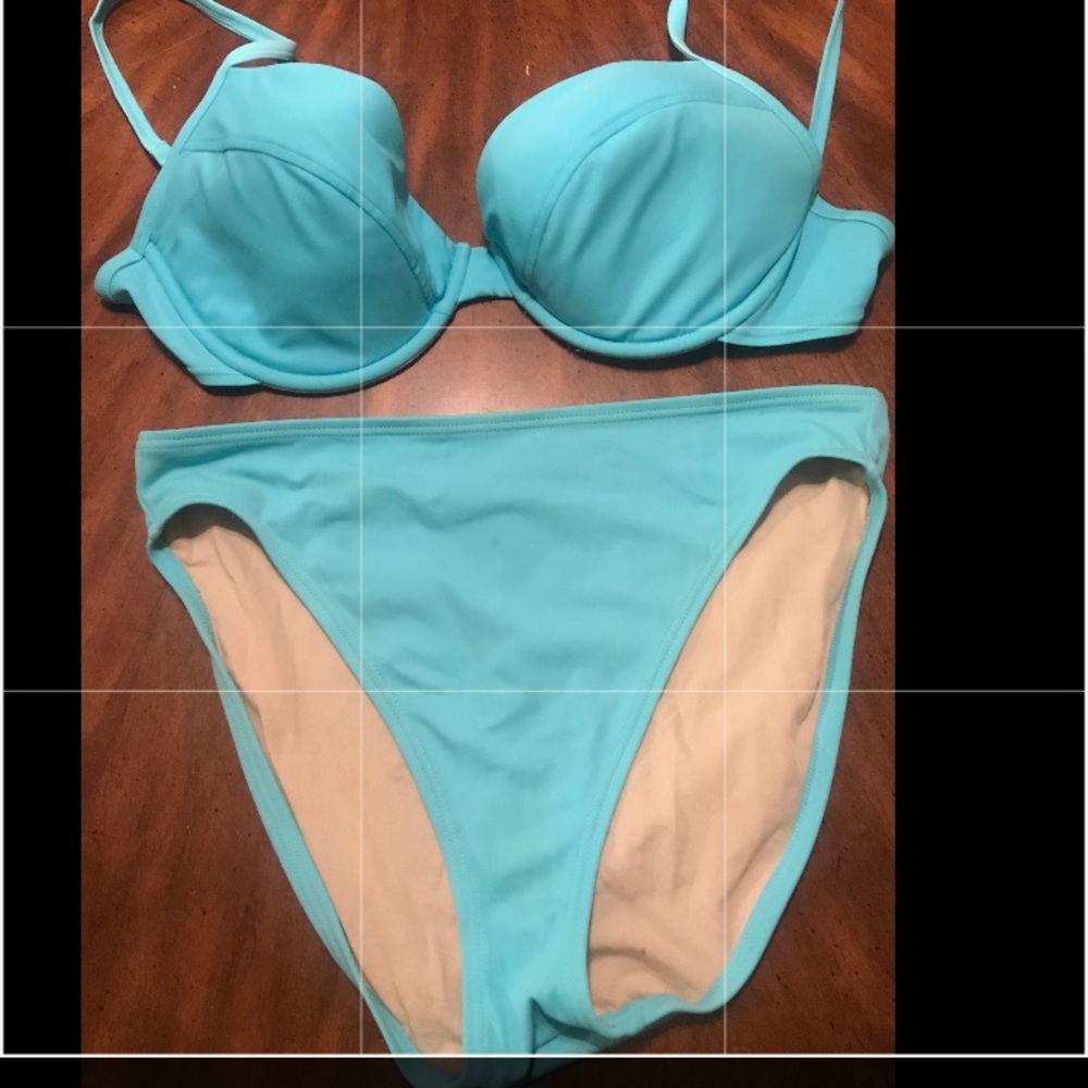 Victoria’s Secret Aqua Bikini Set